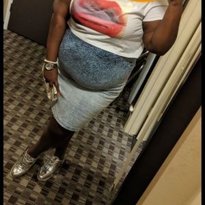 Acid wash denim skirt